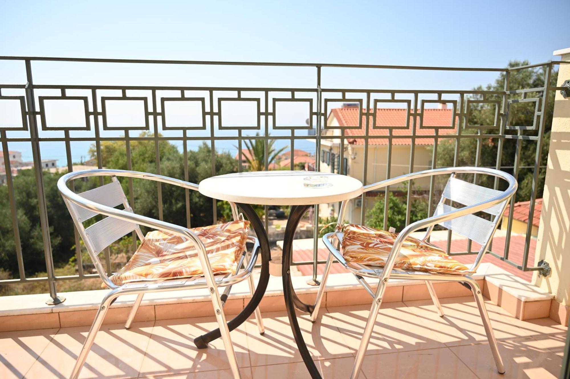 Liocharis Villas Lourdata  Exterior foto